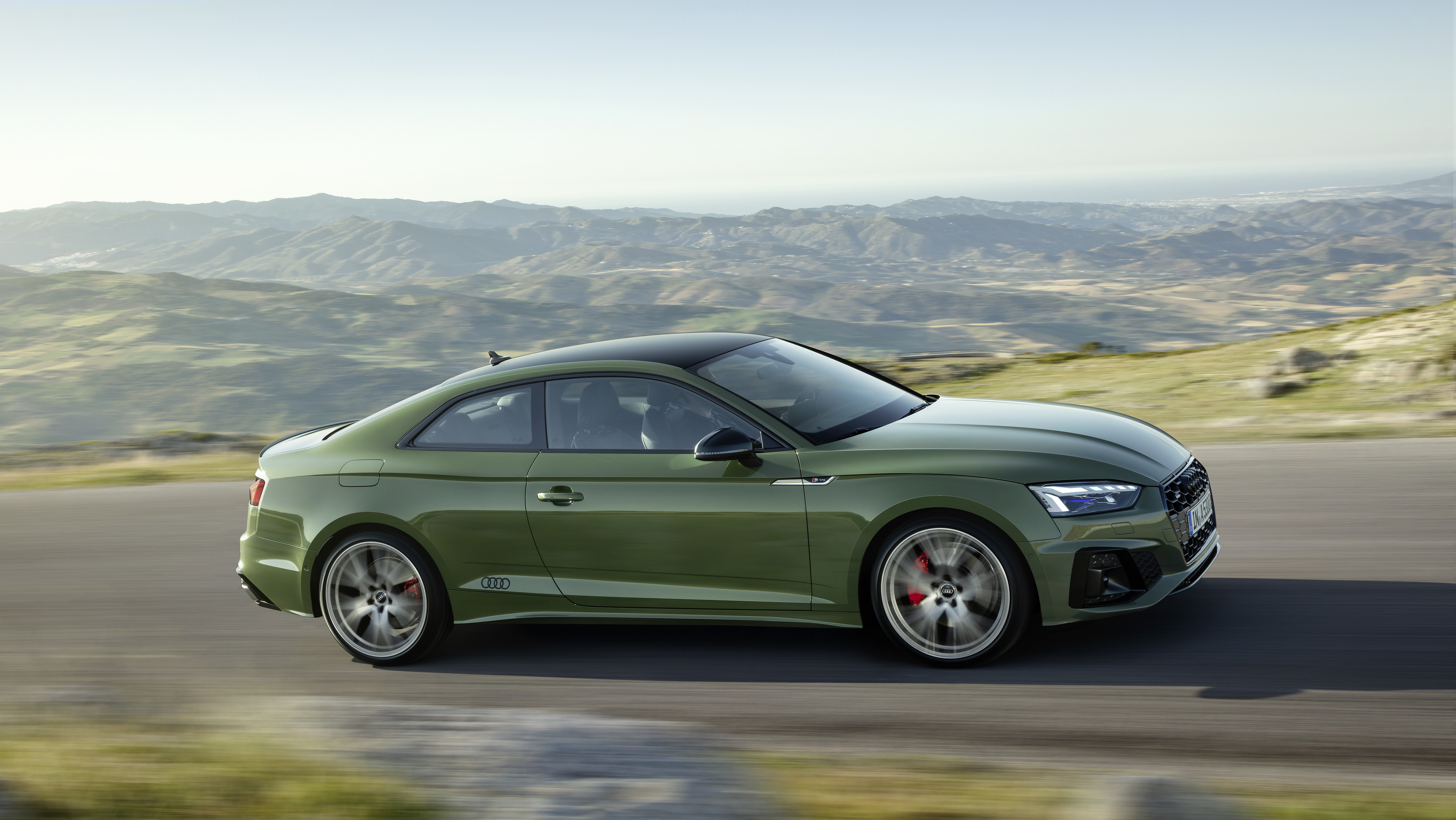  De Audi A5 Coupé is te personaliseren aan de hand van advanced- en S line-pakketten