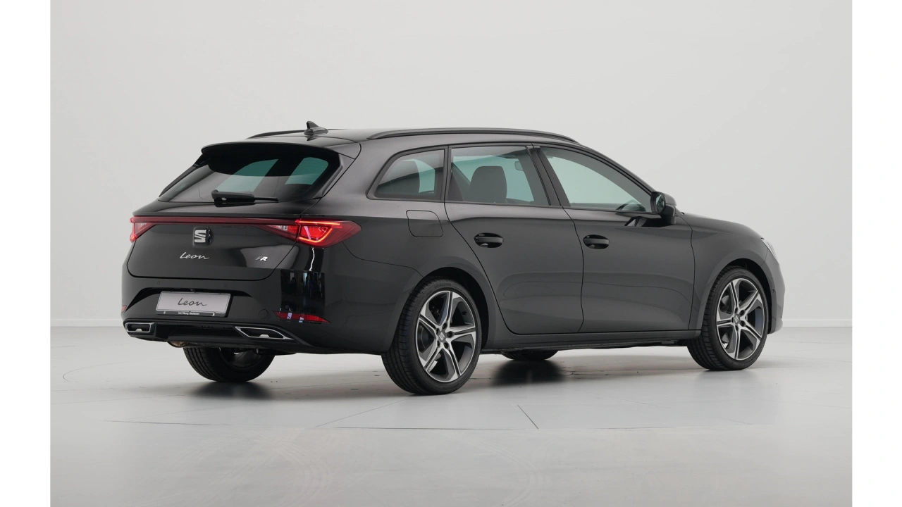 SEAT Leon Sportstourer FR Business Intense