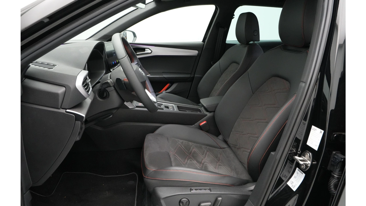 SEAT Leon Sportstourer FR Business Intense
