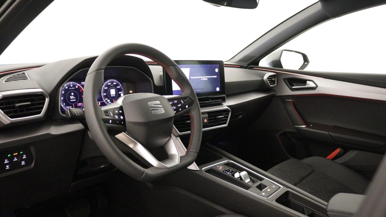 SEAT Leon Sportstourer FR Business Intense