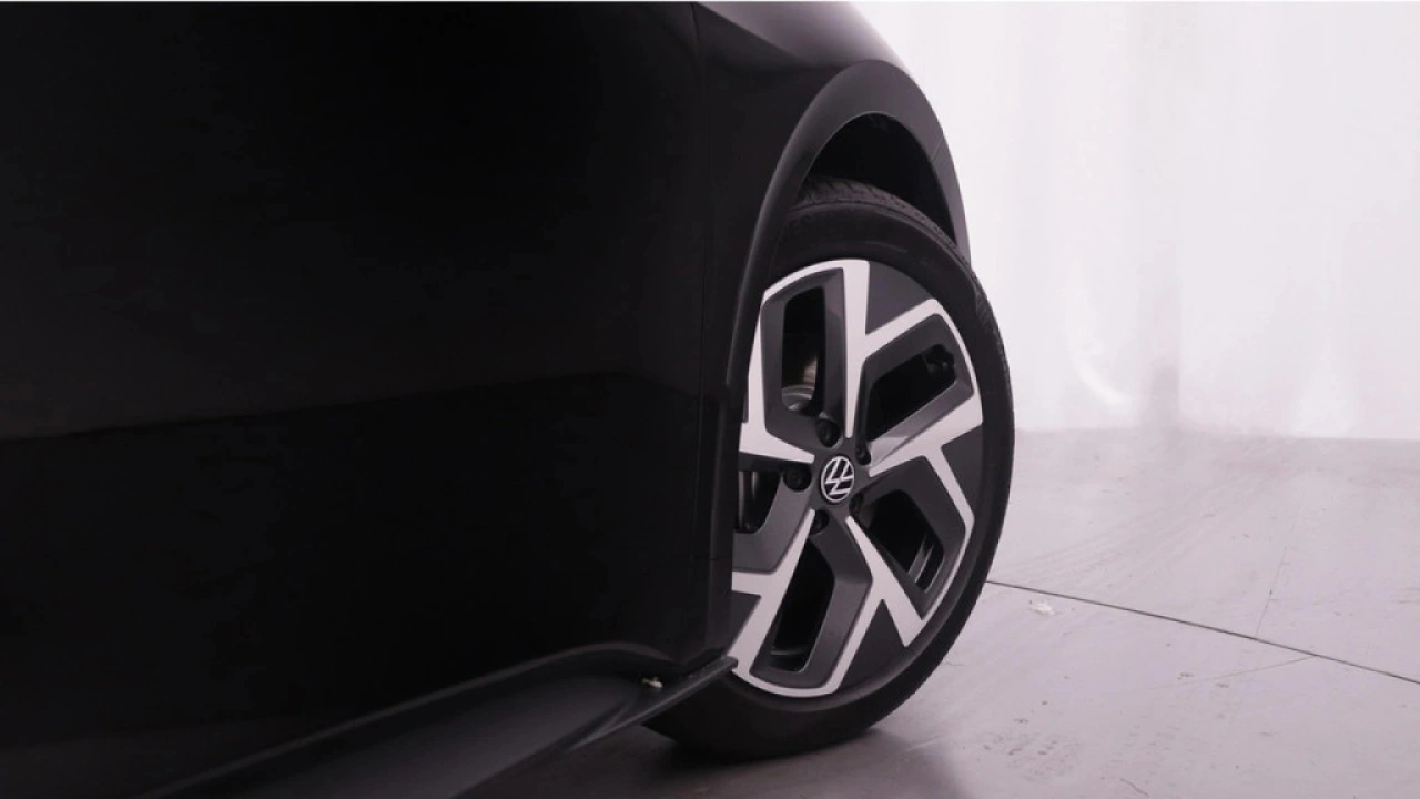 Volkswagen ID.3 Pro Business 58 kWh | NAV | Camera | 19 inch lm.velgen | Keyless | Apple carplay | NIEUW MODEL