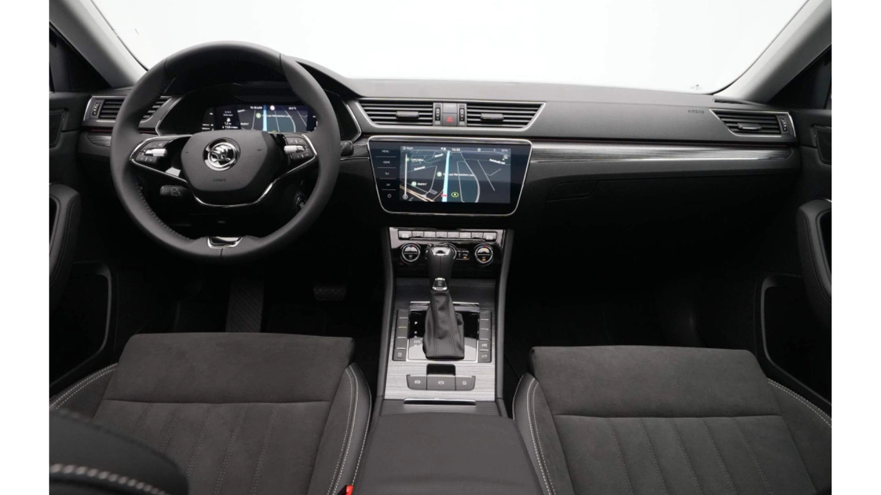 Škoda Superb Combi Business Edition Plus