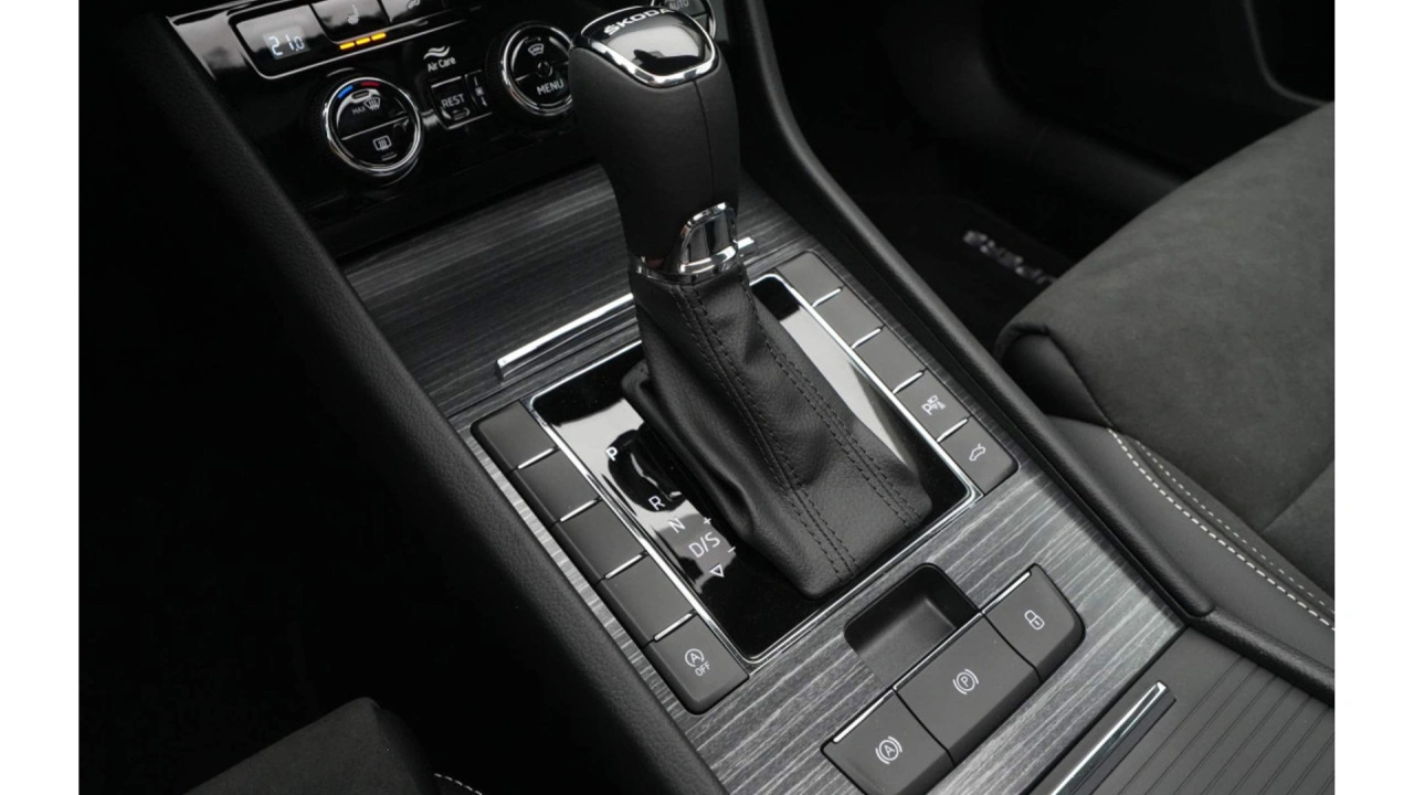 Škoda Superb Combi Business Edition Plus