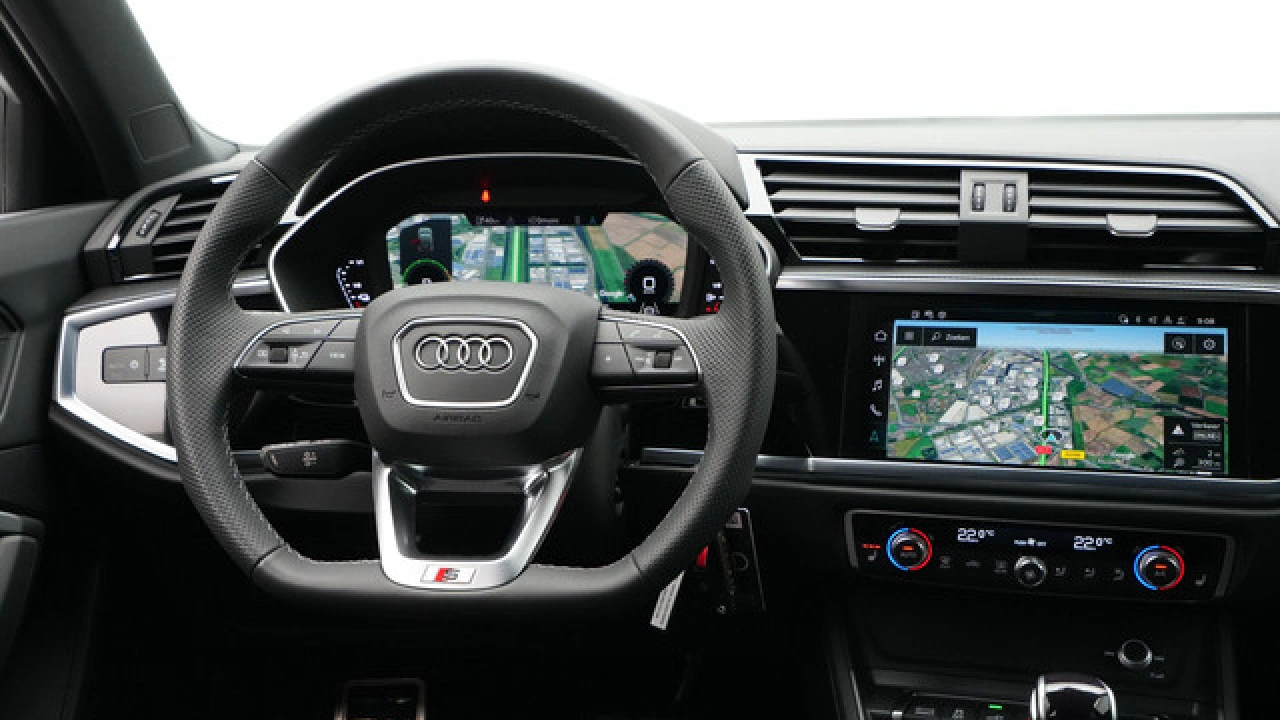 Audi Q3 Sportback S edition
