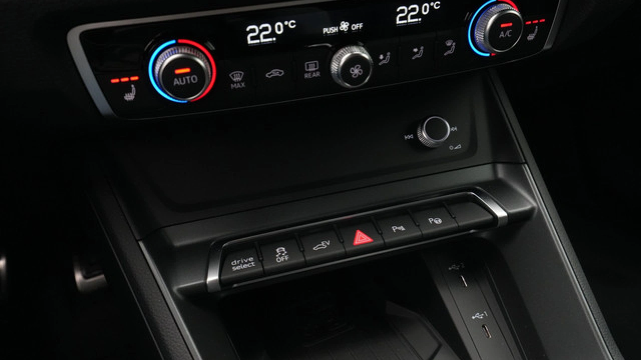 Audi Q3 Sportback S edition