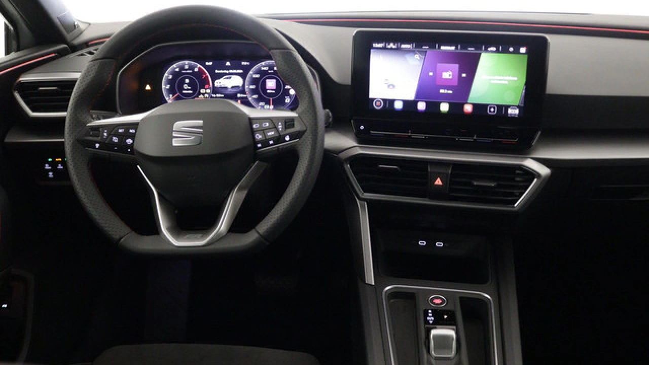 SEAT Leon Sportstourer FR Business Intense