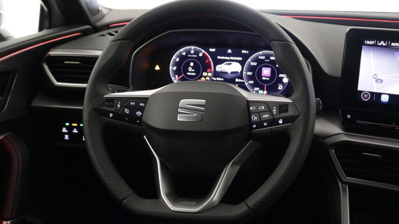 SEAT Leon Sportstourer FR Business Intense