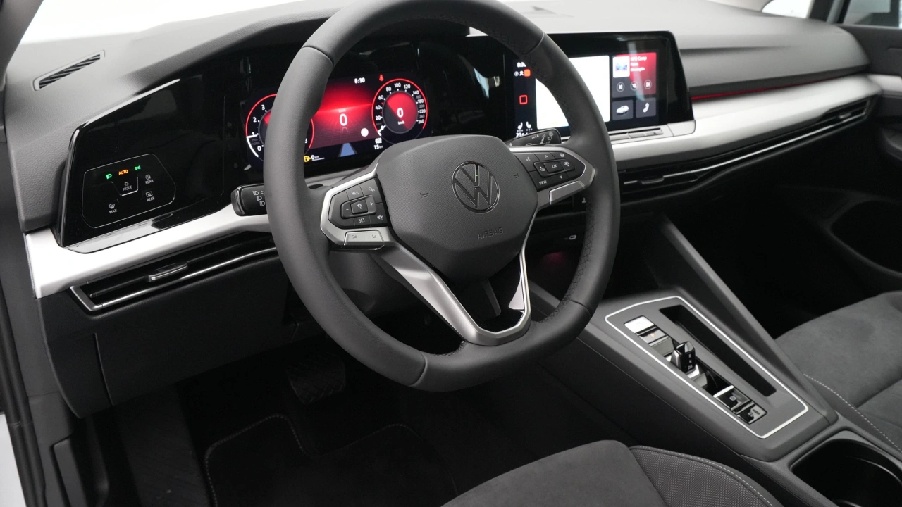 Volkswagen GOLF Variant Life Business