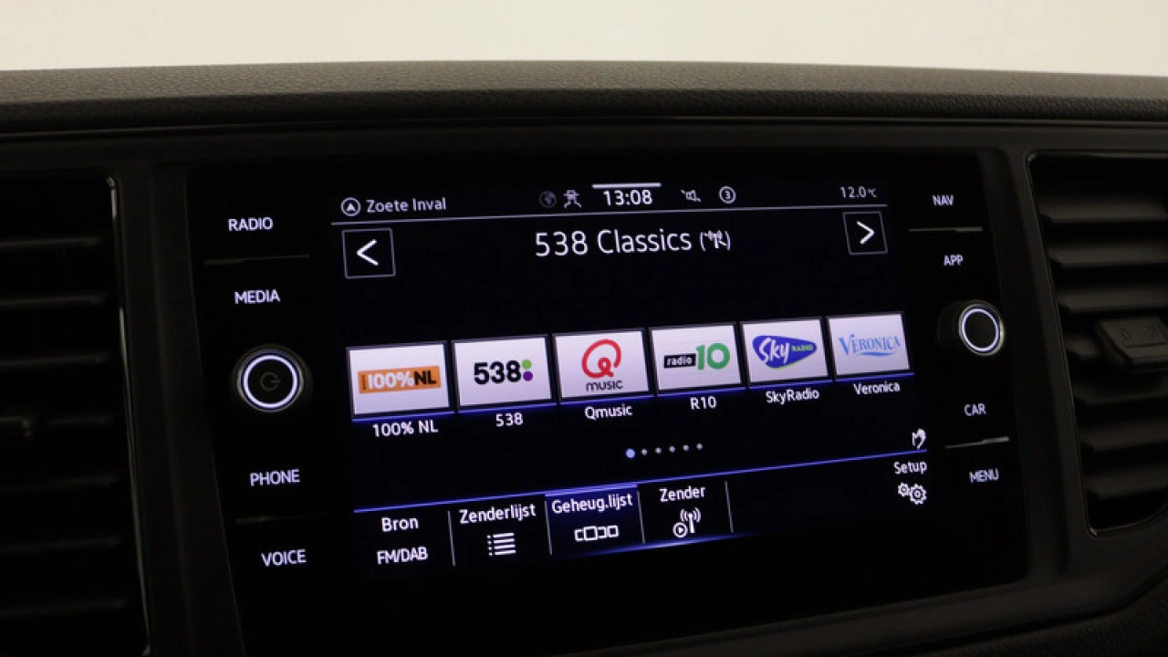VW Bedrijfswagens Crafter 2.0 TDI 103kW 140PK GVW 3.5T L3H3 WB 3640mm Highline AUT