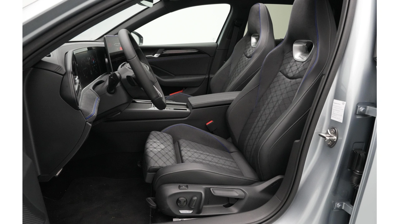 Volkswagen Passat Variant R-Line Business