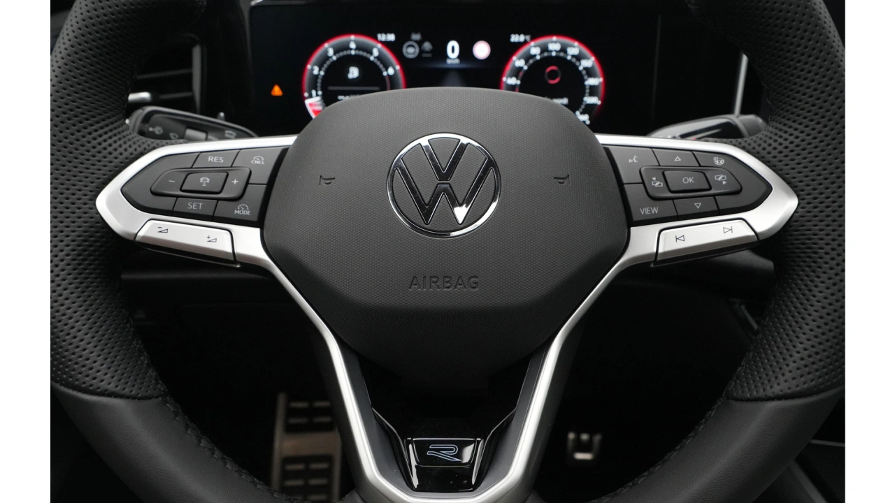 Volkswagen Passat Variant R-Line Business