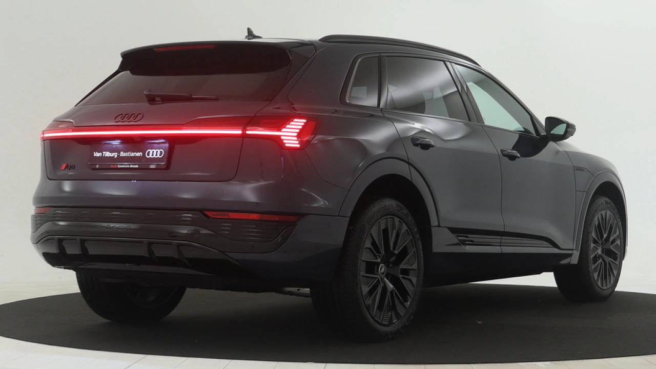 Audi Q8 e-tron 55 quattro S Edition Competition 115 kWh