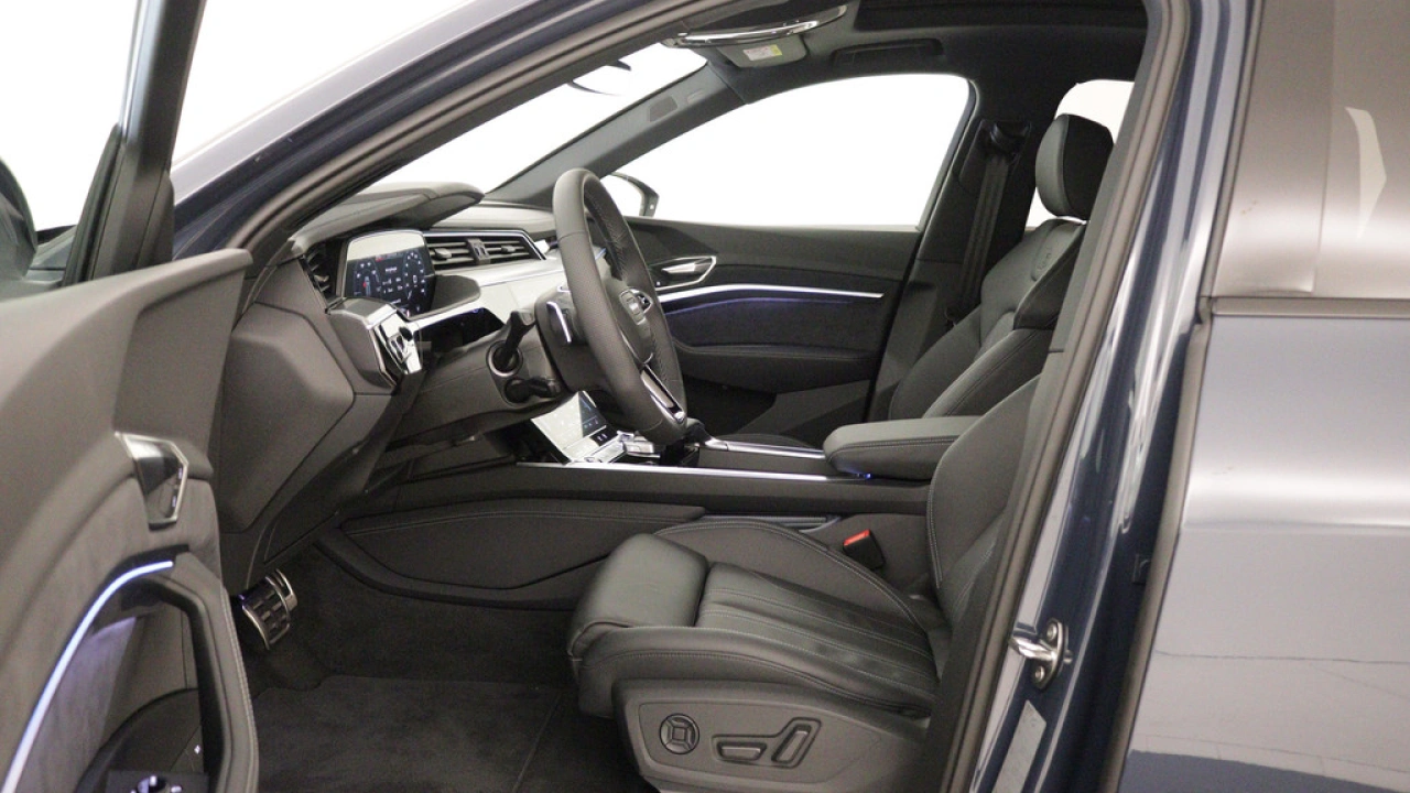 Audi Q8 e-tron 55 quattro S Edition Competition 115 kWh