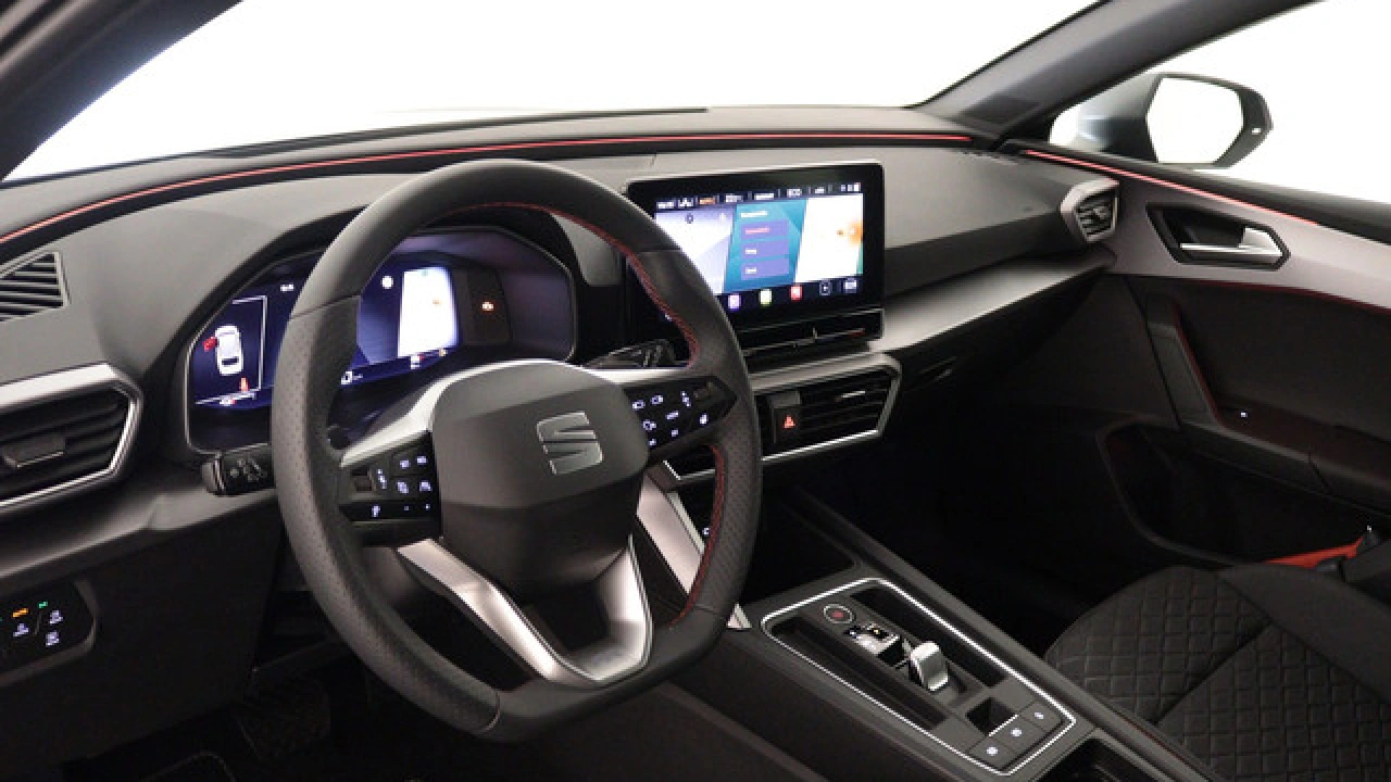 SEAT Leon Sportstourer FR PHEV Business Intense