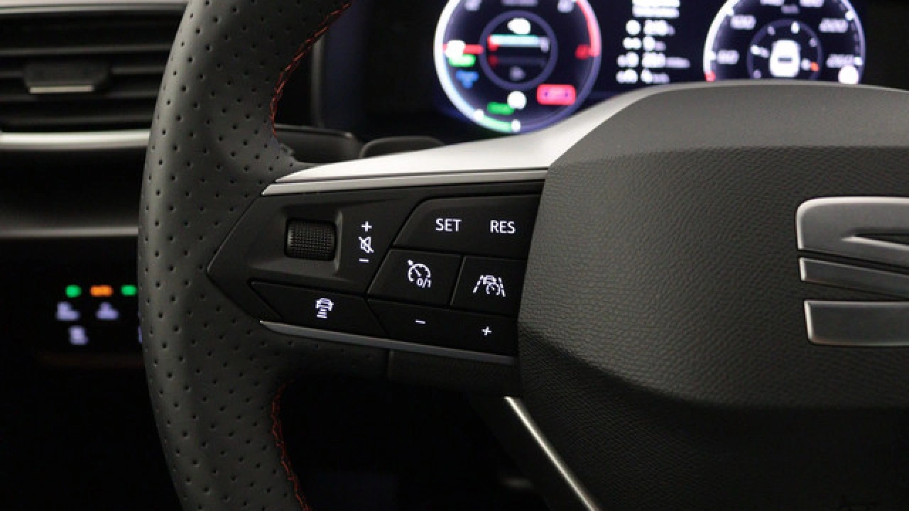 SEAT Leon Sportstourer FR PHEV Business Intense