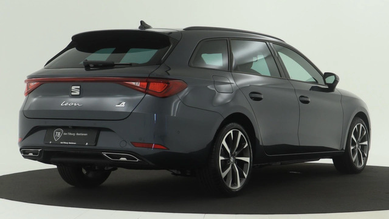 SEAT Leon Sportstourer FR PHEV Business Intense