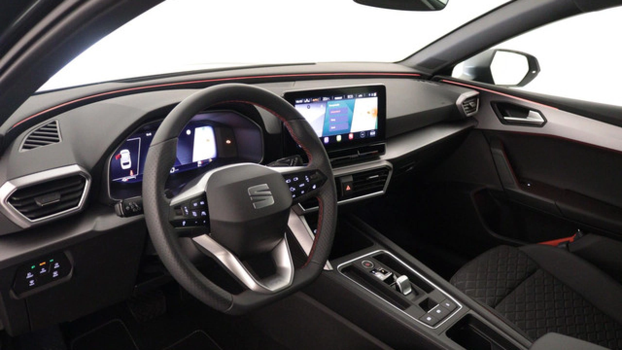 SEAT Leon Sportstourer FR PHEV Business Intense