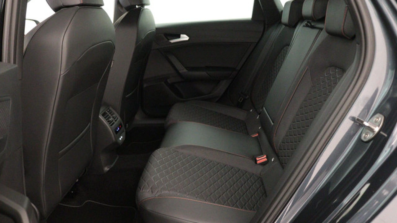 SEAT Leon Sportstourer FR PHEV Business Intense