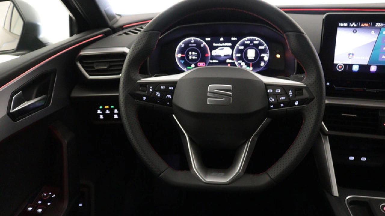 SEAT Leon Sportstourer FR PHEV Business Intense