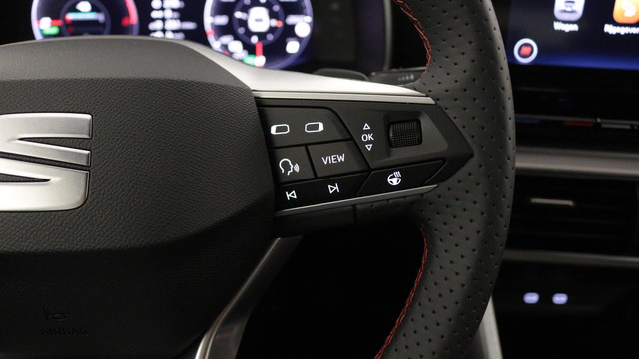 SEAT Leon Sportstourer FR PHEV Business Intense