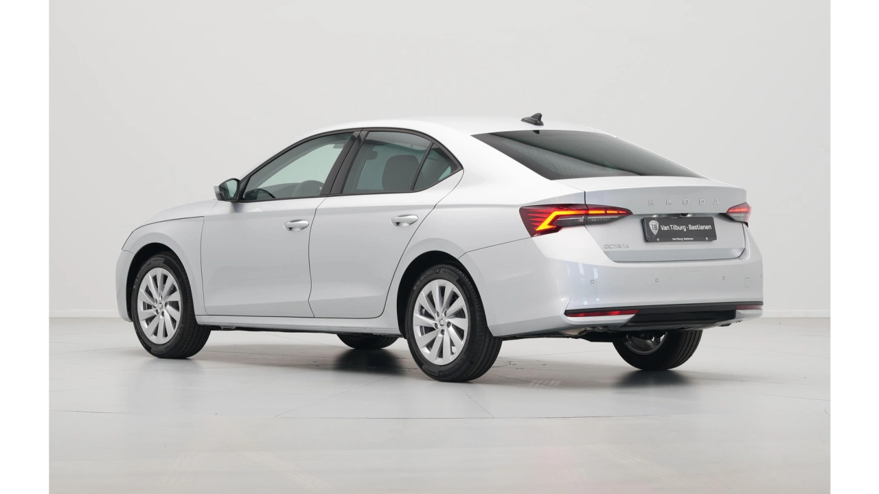 Škoda Octavia Hatchback First Edition