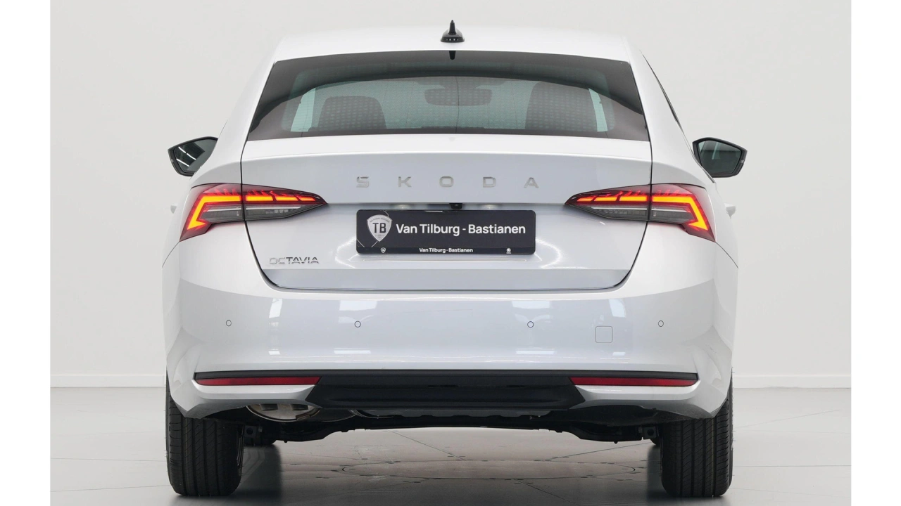 Škoda Octavia Hatchback First Edition
