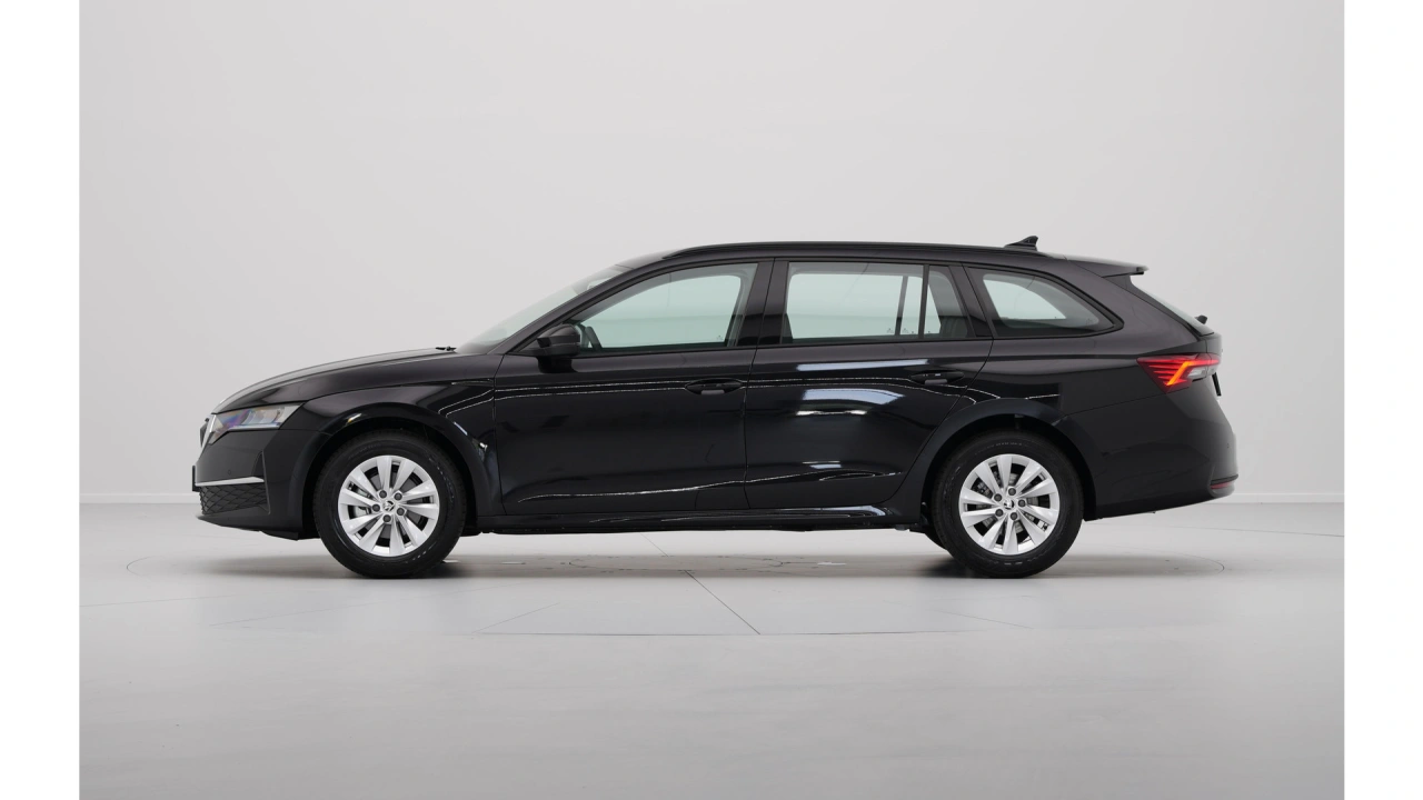 Škoda Octavia Combi First Edition