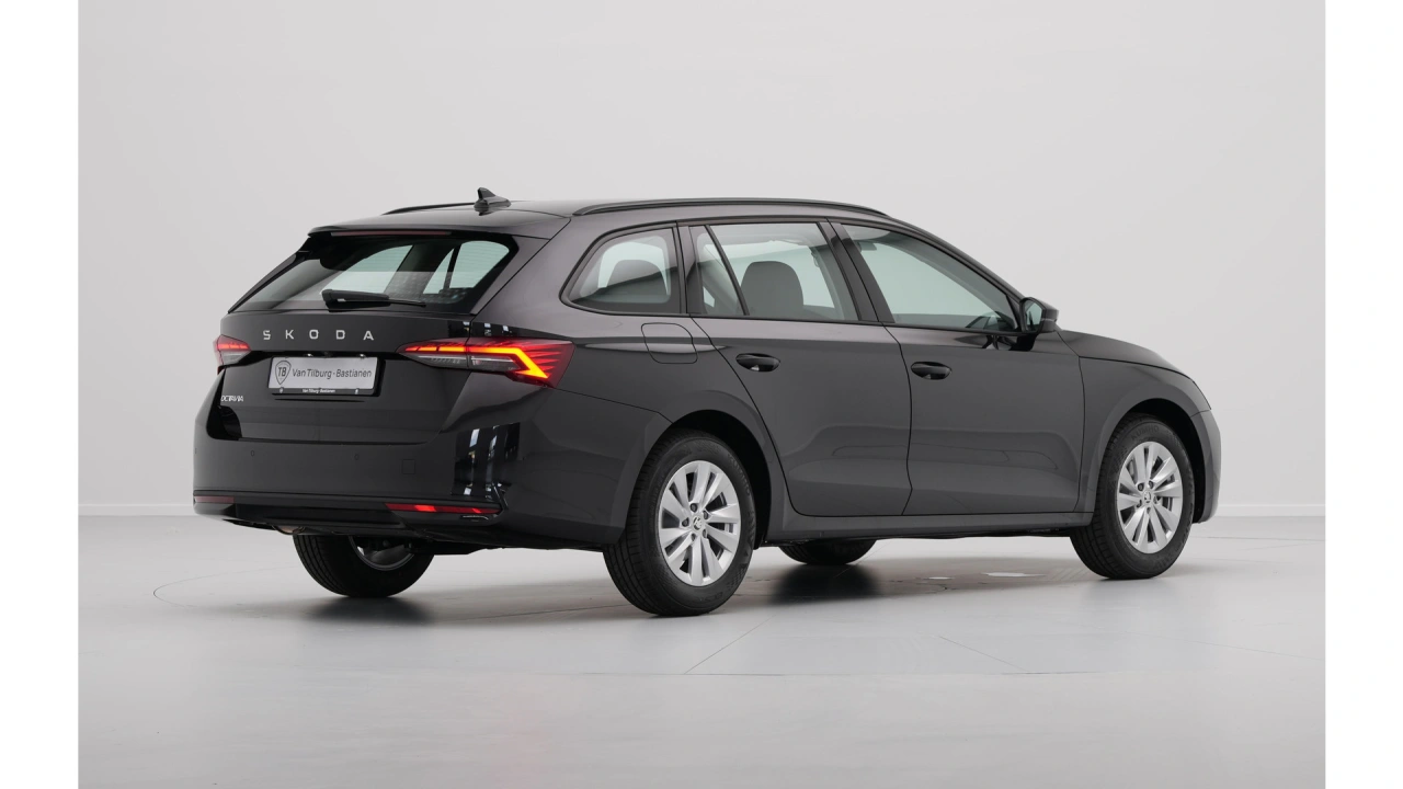 Škoda Octavia Combi First Edition