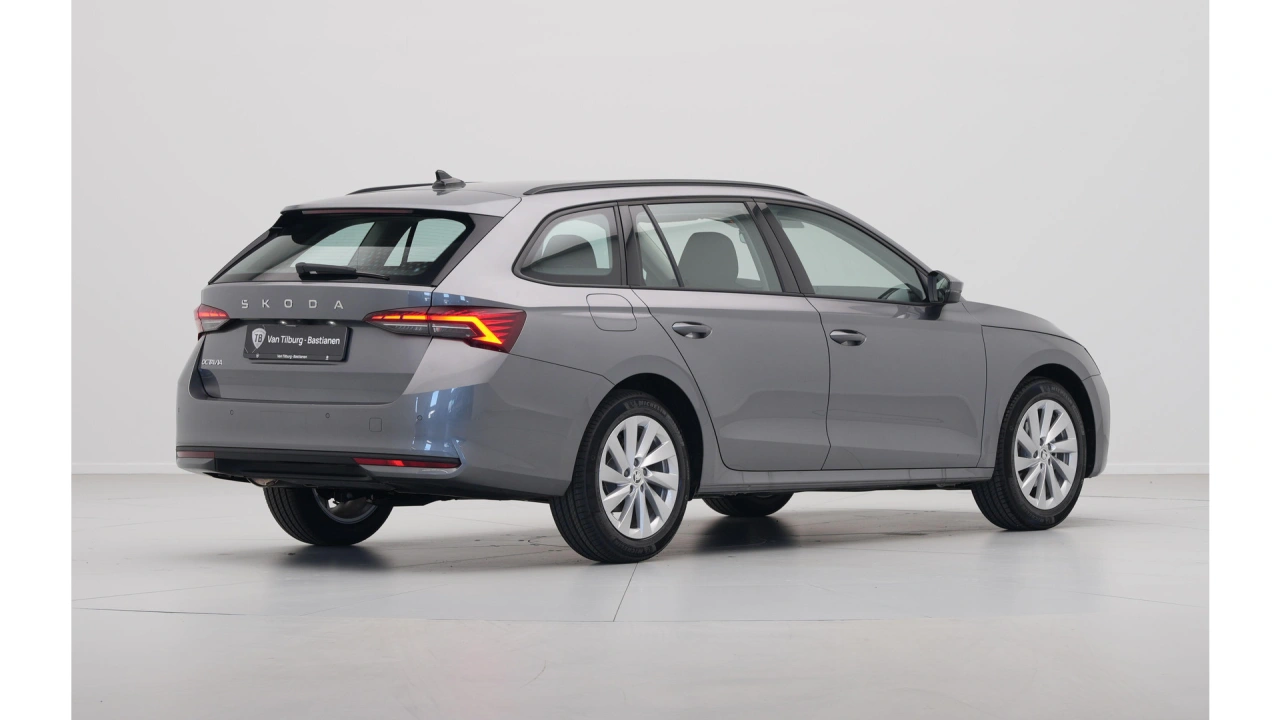 Škoda Octavia Combi First Edition