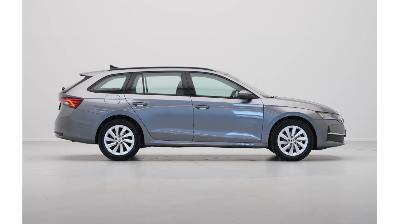 Škoda Octavia Combi First Edition