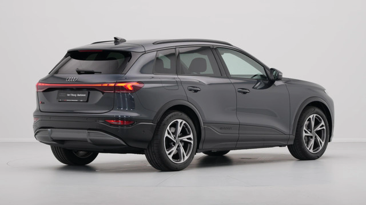 Audi Q6 e-tron Advanced edition