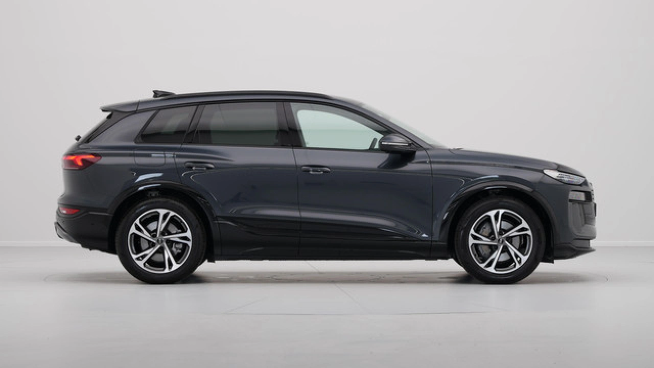 Audi Q6 e-tron Advanced edition