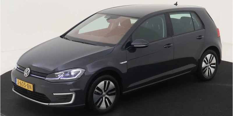 Volkswagen e-Golf E-DITION | Cruise | PDC | LED | Navi | Apple Carplay