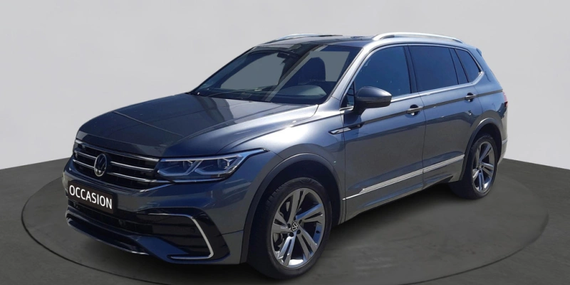 Volkswagen Tiguan Allspace 1.5 TSI R-Line Business+ 7p. | Navi | Clima | PDC | Camera | Donker glas | Chromen dakrails | LED | 