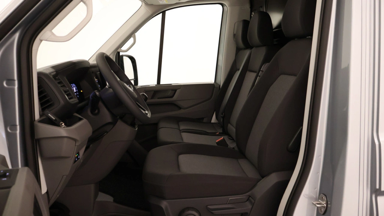 VW Bedrijfswagens Crafter 2.0 TDI 103kW 140PK GVW 3.5T L3H3 WB 3640 mm Trendline