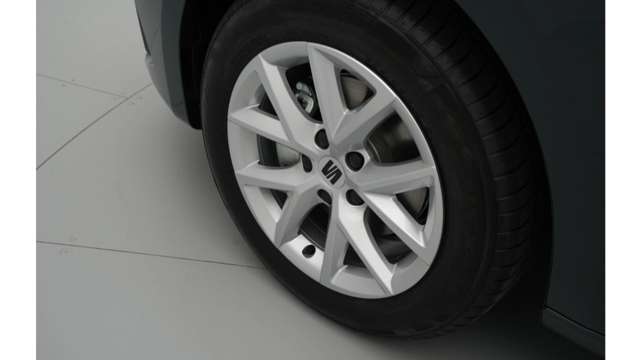 SEAT Leon Style prijs INCLUSIEF INRUILPREMIE 3.000