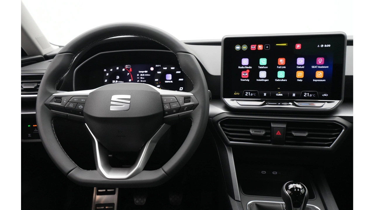SEAT Leon Style prijs INCLUSIEF INRUILPREMIE 3.000