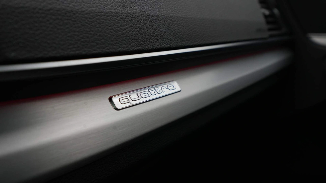 Audi Q5 50 TFSI e S edition Competition