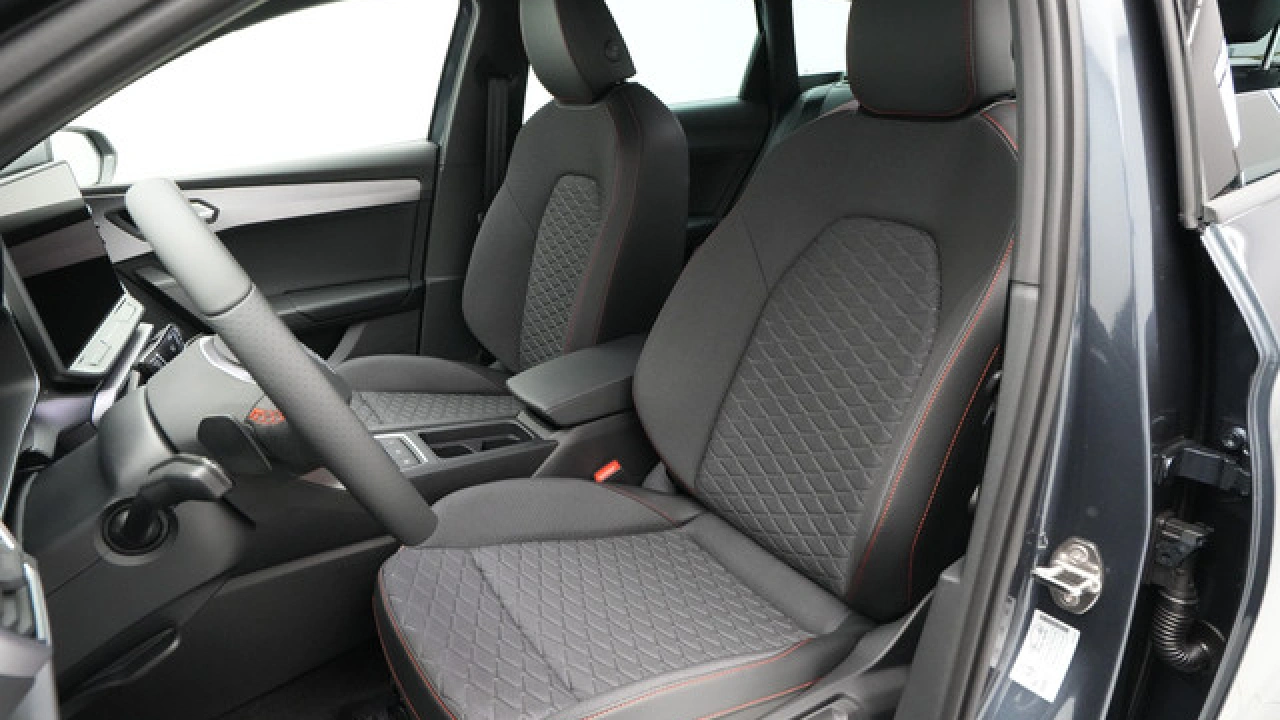 SEAT Leon Sportstourer FR Business - eHybrid