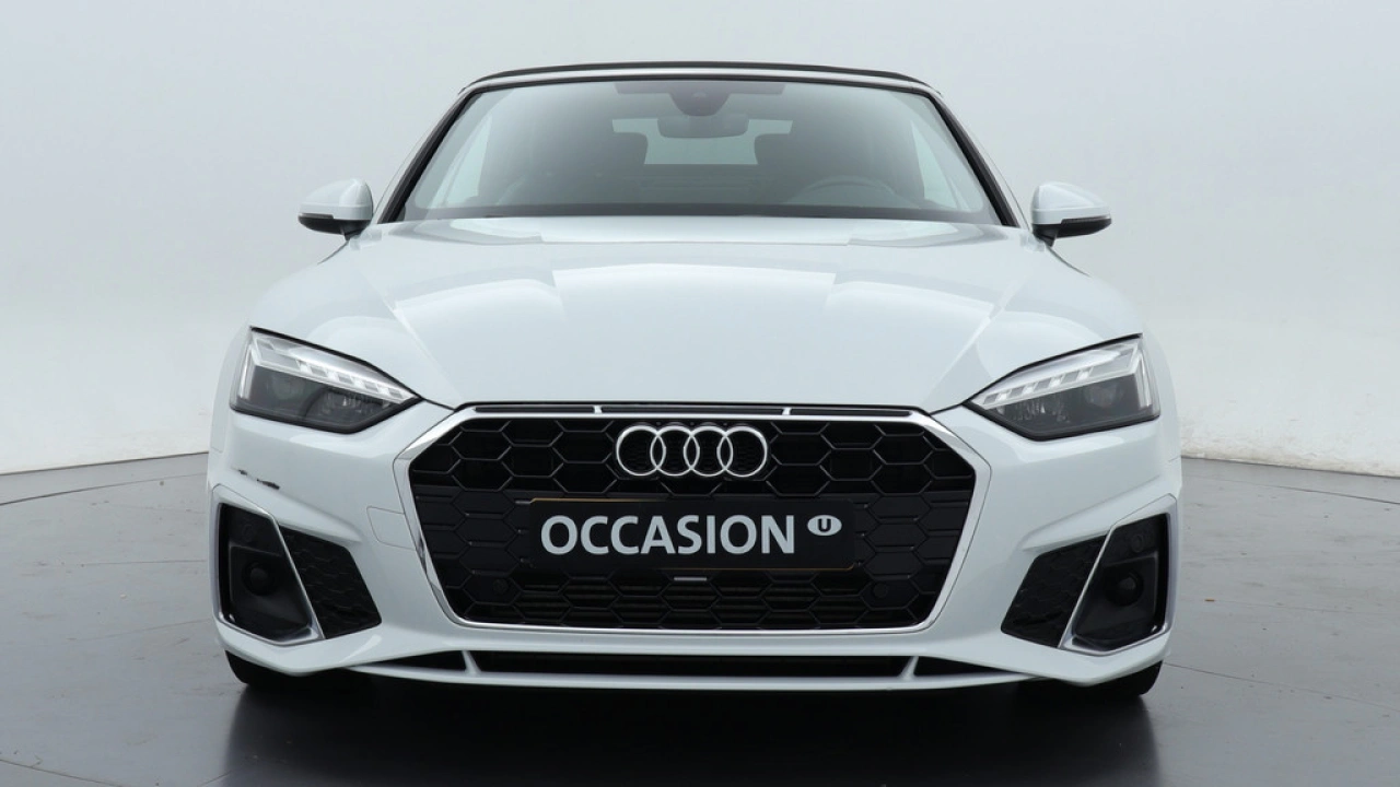 Audi A5 Cabriolet 40 TFSI S edition | 204PK | Parkeerhulp + | 19