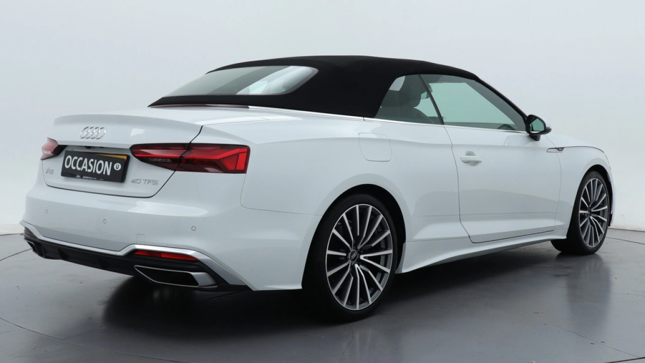 Audi A5 Cabriolet 40 TFSI S edition | 204PK | Parkeerhulp + | 19