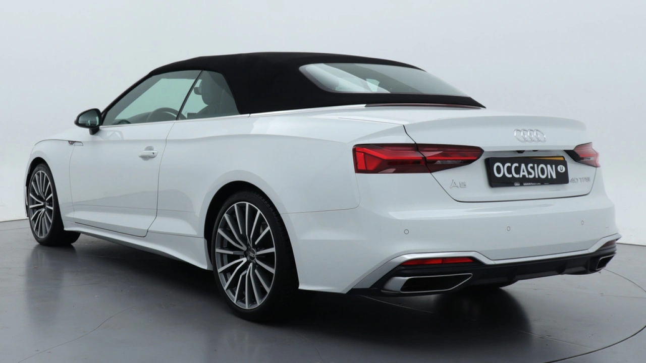 Audi A5 Cabriolet 40 TFSI S edition | 204PK | Parkeerhulp + | 19