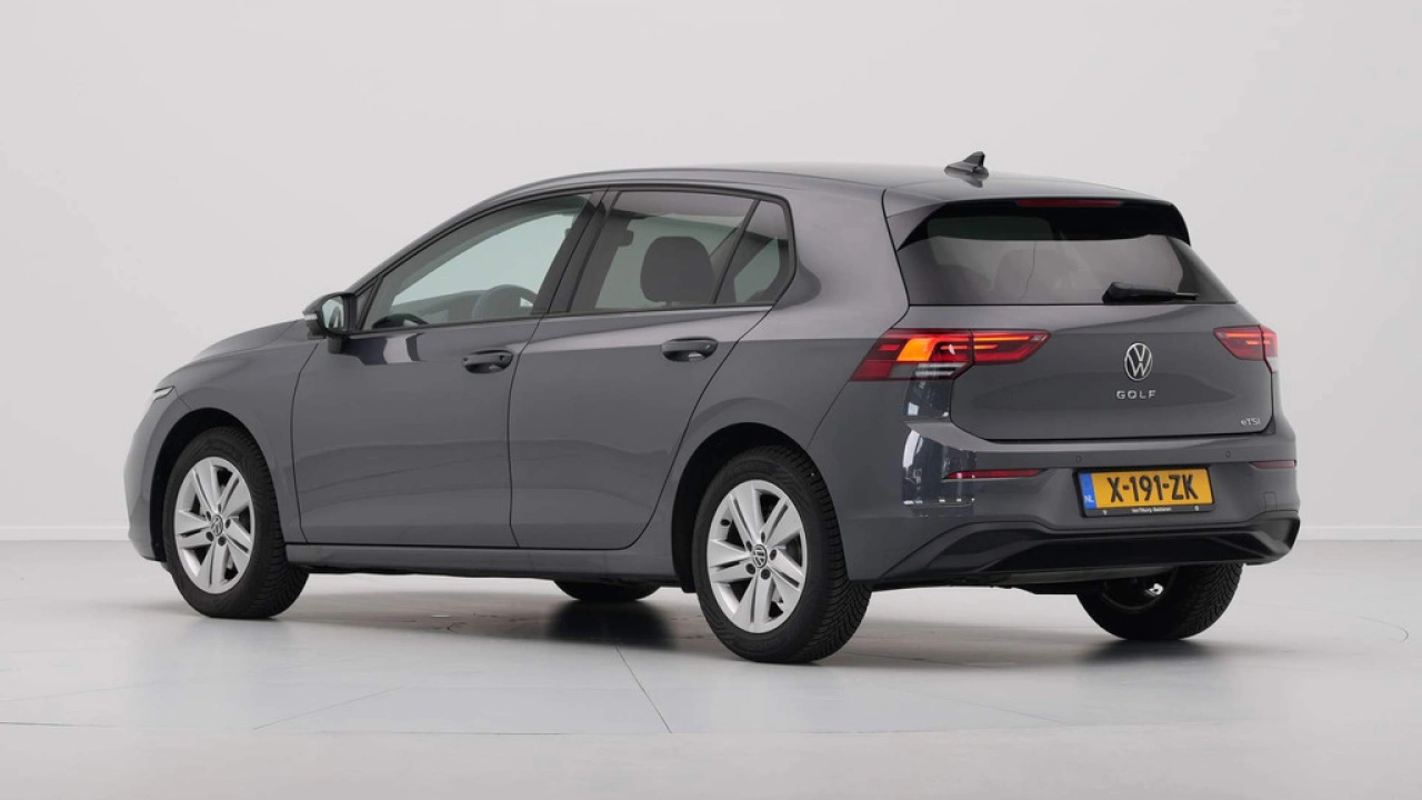 Volkswagen Golf 1.0 eTSI 110pk DSG Life Business