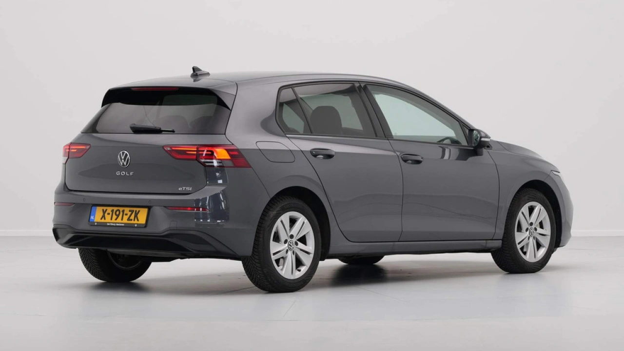 Volkswagen Golf 1.0 eTSI 110pk DSG Life Business