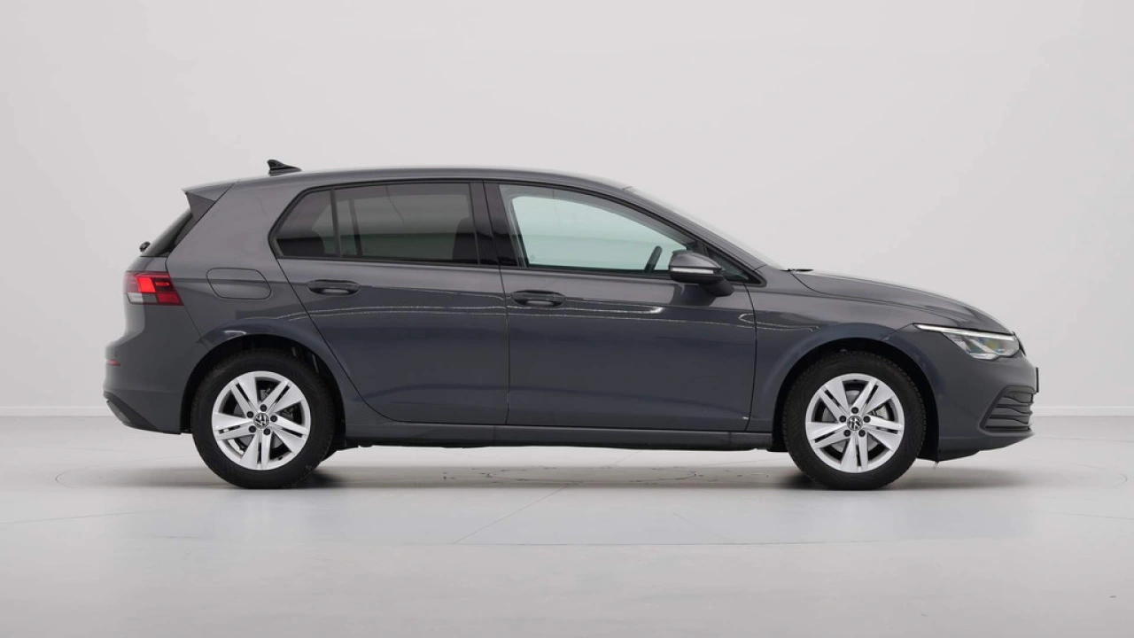 Volkswagen Golf 1.0 eTSI 110pk DSG Life Business
