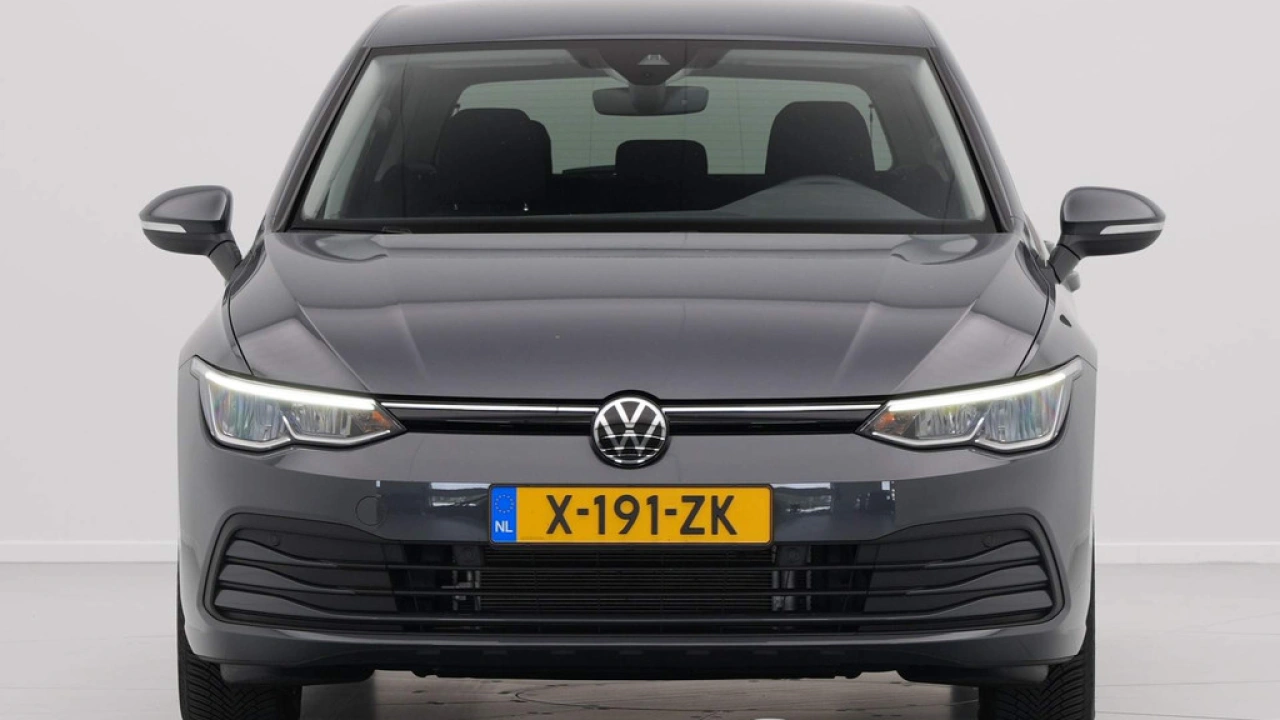 Volkswagen Golf 1.0 eTSI 110pk DSG Life Business