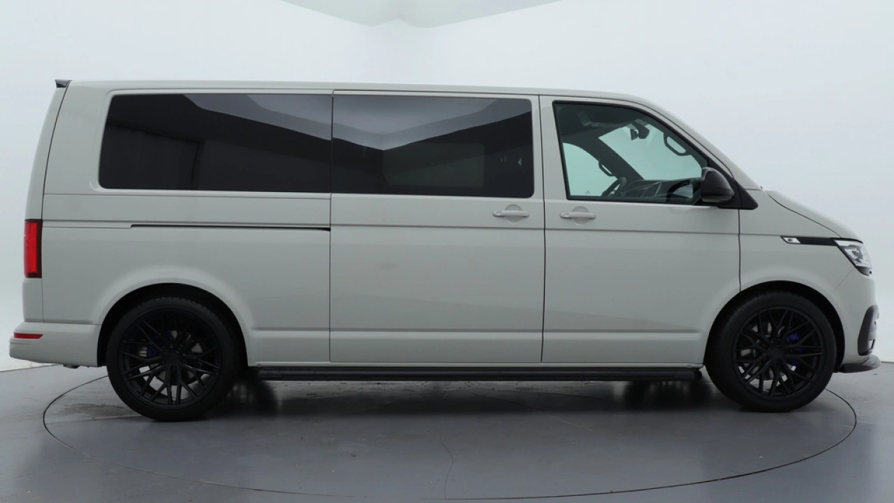 VW Bedrijfswagens Transporter L2H1 Dubbel Cabine 2.0 TDI 204pk DSG Bulli