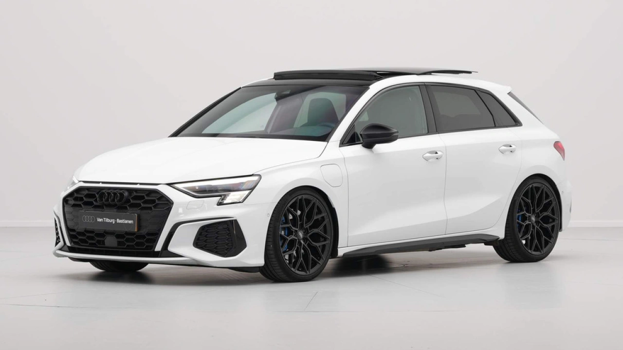 Audi A3 Sportback 45 TFSI e S edition Competition