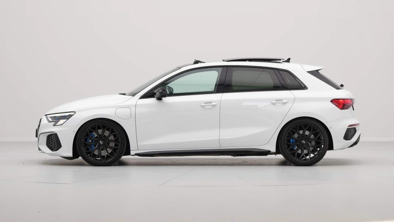 Audi A3 Sportback 45 TFSI e S edition Competition