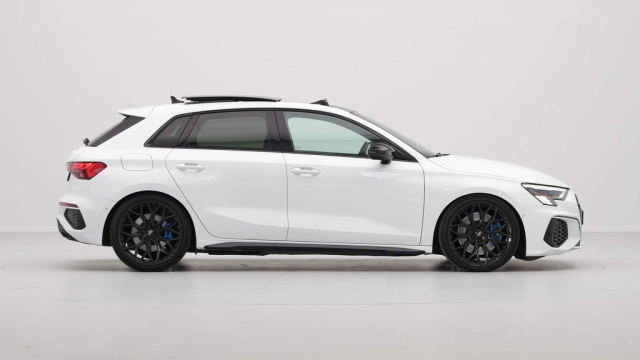 Audi A3 Sportback 45 TFSI e S edition Competition